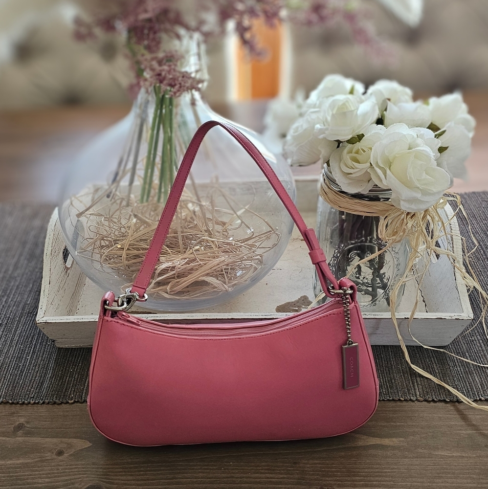 Vintage Coach Pearlized Nappa Leather Demi Shoulder Bag 8167 ( Pink ) - Picture 6 of 15
